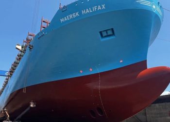 MAERSK COMPLETA LA PRIMERA CONVERSIÓN DE UN GRAN BUQUE PORTACONTENEDORES A UN MOTOR DE METANOL DE COMBUSTIBLE DUAL