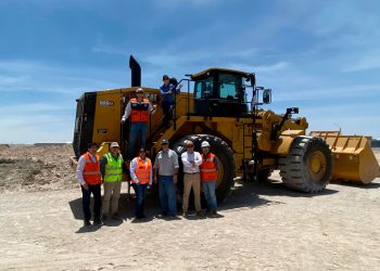 CARGADOR CAT 988 XE: MAYOR EFICIENCIA Y MENORES EMISIONES