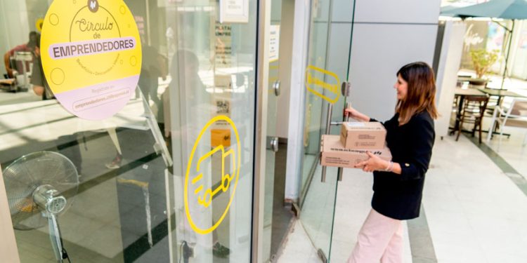 CHILEXPRESS COMPENSARÁ EL 100% DE LAS EMISIONES DE CO2 GENERADAS POR SUS ENVÍOS DURANTE ESTA NAVIDAD