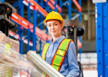 MUJERES EN LOGÍSTICA DE SALUD. AÚN QUEDA POR AVANZAR