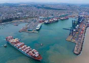 COMUNIDAD LOGÍSTICA DEL PUERTO DE SAN ANTONIO IMPULSA MEDIDAS PARA GARANTIZAR OPERACIONES EFICIENTES EN DÍAS CLAVE PARA EXPORTACIÓN DE CEREZAS