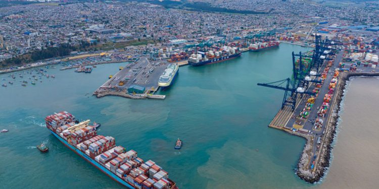 COMUNIDAD LOGÍSTICA DEL PUERTO DE SAN ANTONIO IMPULSA MEDIDAS PARA GARANTIZAR OPERACIONES EFICIENTES EN DÍAS CLAVE PARA EXPORTACIÓN DE CEREZAS