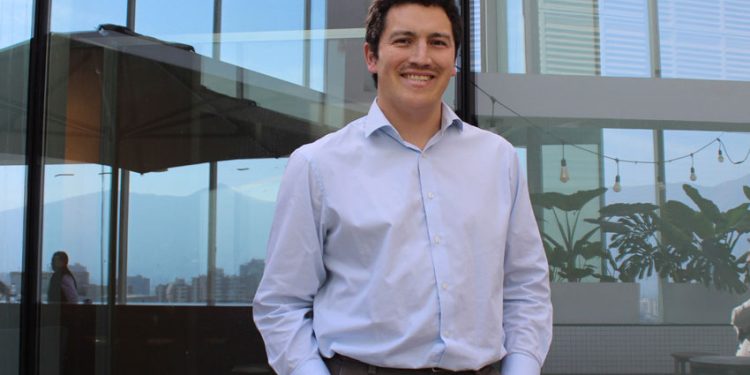 DESAFÍOS PARA LA ELECTROMOVILIDAD EN CHILE EN 2025