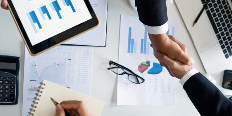 EMPRESAS PUEDEN REDUCIR COSTOS EN HORAS PUNTA: CLAVES PARA OPTIMIZAR EL CONSUMO ELÉCTRICO