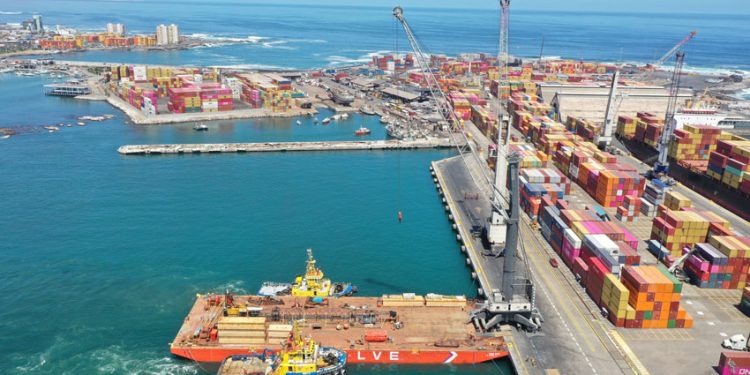 DESAFÍO SUPERADO: ITI EMBARCA EXITOSAMENTE UNA GRÚA MÓVIL DE MÁS DE 500 TONELADAS