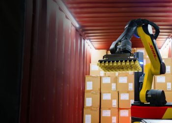 DHL GROUP FIRMA ACUERDO DE COLABORACIÓN CON BOSTON DYNAMICS PARA DESPLEGAR 1,000 ROBOTS ADICIONALES Y ACELERA SU ESTRATEGIA DE AUTOMATIZACIÓN A NIVEL GLOBAL