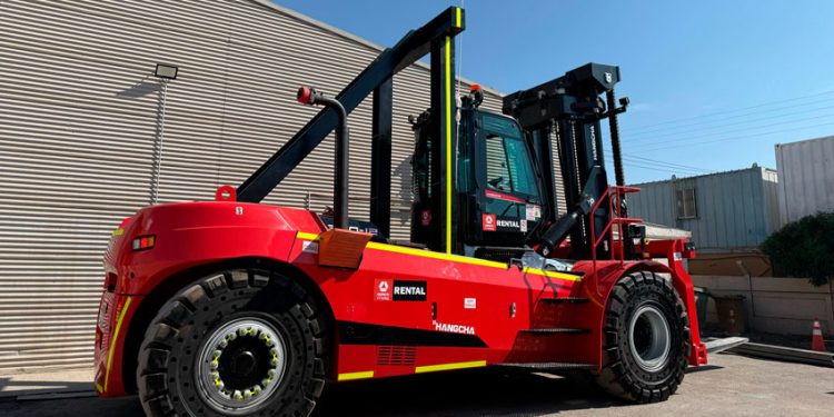 NUEVA GRÚA HANGCHA REFUERZA OPERACIONES MINERAS EN EL NORTE DE CHILE