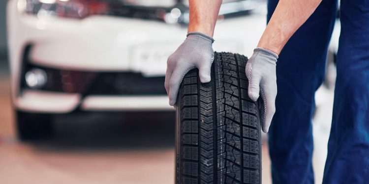 ¿QUÉ DICE LA BANDA DE RODAMIENTO DE TUS LLANTAS SOBRE TU SEGURIDAD AL CONDUCIR?