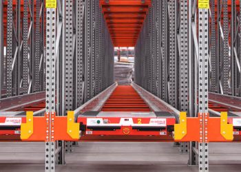 AR RACKING Y PM STEELE® ELEVAN EL ALMACÉN DE NATURASOL