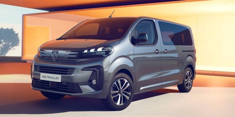 PEUGEOT FORTALECE SU GAMA COMERCIAL EN CHILE CON LOS NUEVOS EXPERT Y TRAVELLER