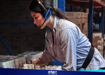 DE FÁBRICAS A FÁBRICAS INTELIGENTES: EL IMPACTO DEL VOICE PICKING EN LA TRANSFORMACIÓN DIGITAL DEL SECTOR MANUFACTURERO