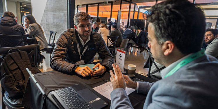 MÁS DE 100 REUNIONES DE NEGOCIO SE REALIZARON EN LA PRIMERA RUEDA DE INNOVACIÓN DE ASTER EN ANTOFAGASTA