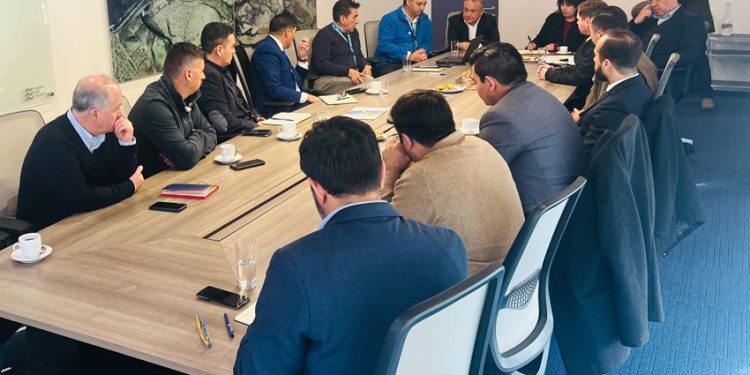 COMITÉ DE COORDINACIÓN DE ORGANISMOS PÚBLICOS DE PUERTO SAN ANTONIO FORTALECE SU TRABAJO CON FOCO EN LA SEGURIDAD