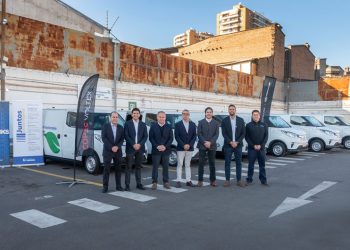 BRINK’S AVANZA EN ELECTROMOVILIDAD: NUEVAS CAMIONETAS ELÉCTRICAS SE SUMAN A LA OPERACIÓN EN CHILE