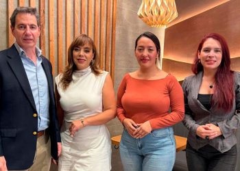 DRIVIN IMPULSA LA EQUIDAD DE GÉNERO EN LA LOGÍSTICA SELLANDO ALIANZA CON WINS EN ECUADOR