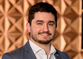 40 HORAS LABORALES: OPORTUNIDAD PARA INNOVAR Y MEJORAR