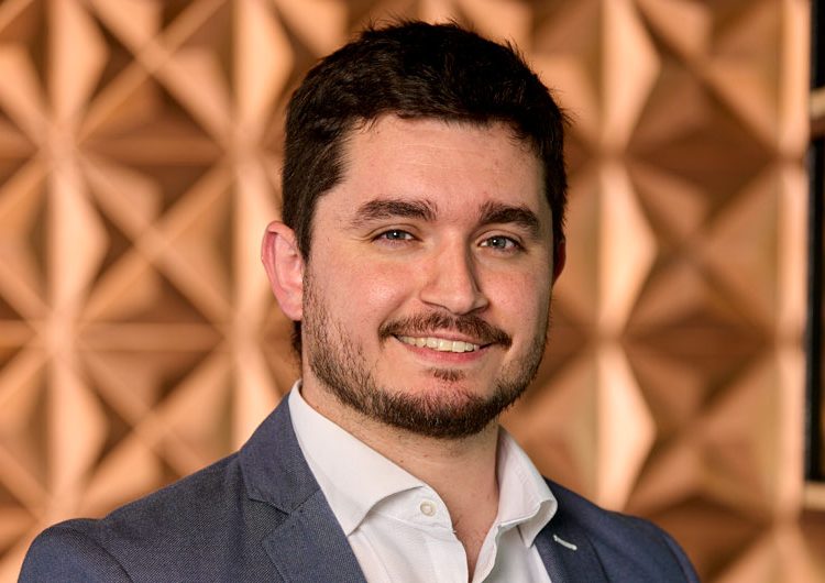 40 HORAS LABORALES: OPORTUNIDAD PARA INNOVAR Y MEJORAR