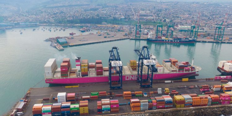 PUERTO SAN ANTONIO REGISTRA EN LOS PRIMEROS NUEVE MESES DEL 2025 UN CRECIMIENTO DE 12% EN MOVIMIENTO DE TEU