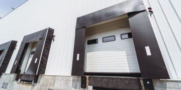 PERMISOS EN PAUSA: LA BUROCRACIA QUE PONE EN JAQUE EL DESARROLLO LOGÍSTICO EN CHILE