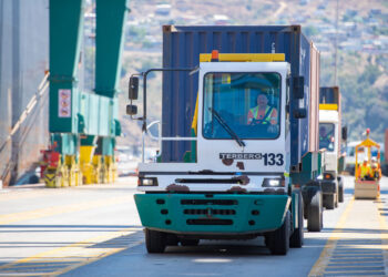 PUERTO SAN ANTONIO IMPULSA LA INNOVACIÓN LOGÍSTICA CON ANTONIA: LA ASISTENTE VIRTUAL QUE SUPERA LAS 480 MIL INTERACCIONES AUTOMATIZADAS CON TRANSPORTISTAS