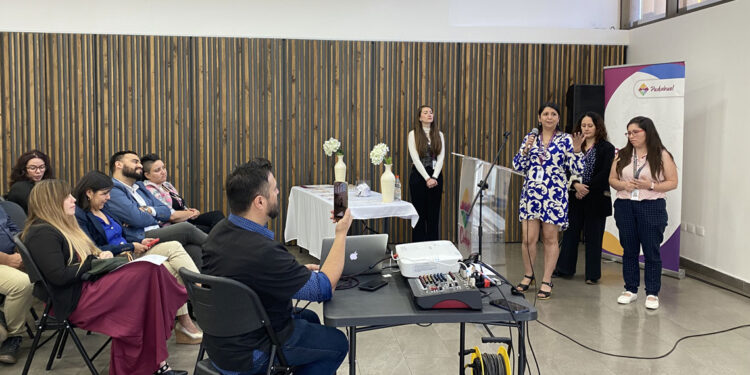 FARMACIAS POPULARES DE PUDAHUEL REDUCEN QUIEBRES DE STOCK DE UN 80% A UN 12% CON INNOVADOR SISTEMA DE GESTIÓN