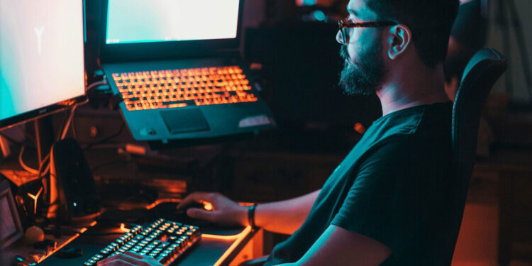 TECNOLOGÍA MUESTRA DINAMISMO Y OFRECE SALARIOS ALTOS PARA 2026