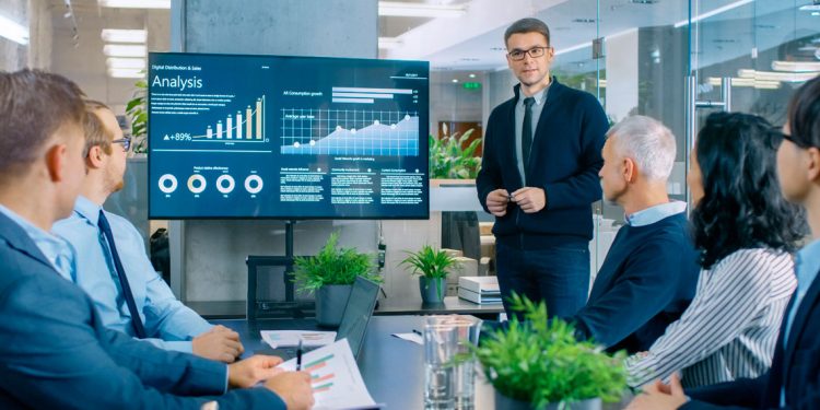 CUOTAS DE GÉNERO EN DIRECTORIOS AUMENTARÍAN LA PARTICIPACIÓN DE MUJERES CEO EN EMPRESAS NO SUJETAS A LA LEY