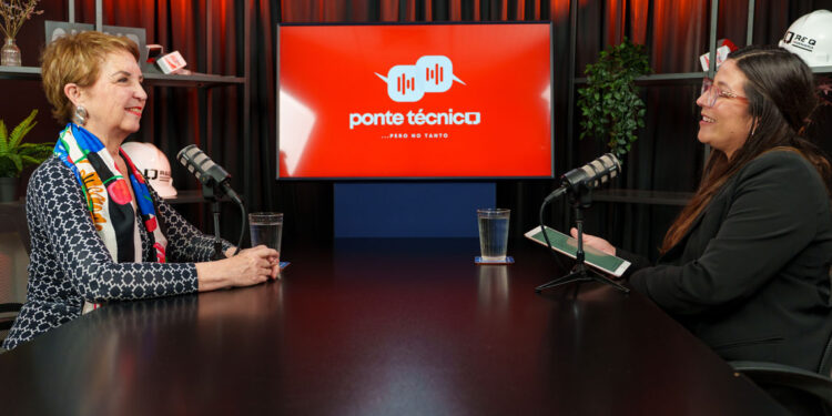 GLORIA HUTT CONVERSA SOBRE TRANSPORTE, LIDERAZGO PÚBLICO Y LOS DESAFÍOS DE SU TRAYECTORIA EN EL NUEVO EPISODIO DEL PODCAST DE R&Q INGENIERÍA