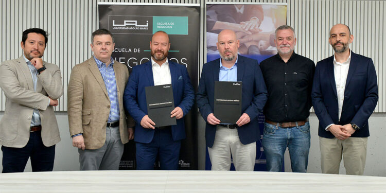 LA ESCUELA DE NEGOCIOS UAI CONSOLIDÓ UNA ALIANZA CON EL SUPPLY CHAIN COUNCIL CHILE