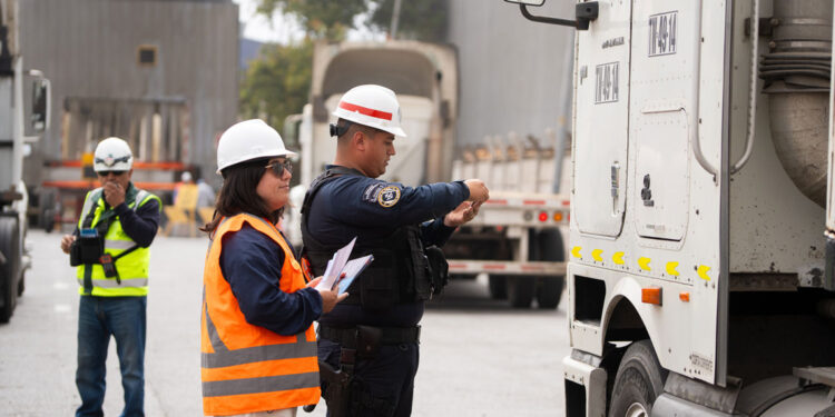 COMUNIDAD LOGÍSTICA DE SAN ANTONIO REALIZA BALANCE POSITIVO DEL PLAN DE FISCALIZACIÓN A CAMIONES APLICADO EN 2025