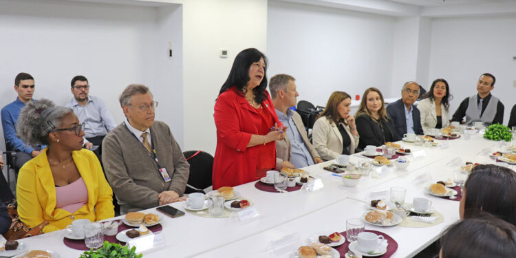 ENCUENTRO DE PARTICIPANTES DE PRIMERA CONVOCATORIA DE LA INICIATIVA “MÁS MUJERES CONDUCTORAS EN LOGÍSTICA” CON AUTORIDADES