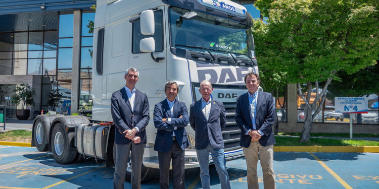 DAF CHILE Y ANAC SELLAN ACUERDO DE COLABORACIÓN PARA ACELERAR LA MOVILIDAD SOSTENIBLE EN EL TRANSPORTE CON TECNOLOGÍA EURO 6