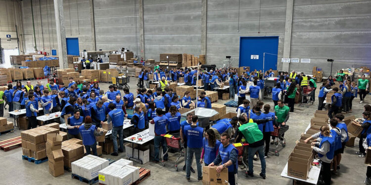 TOYOTA MATERIAL HANDLING ESPAÑA REFUERZA SU COMPROMISO SOLIDARIO EN EL GRAN RECAPTE 2025 CON LA DONACIÓN DE CUATRO TRANSPALETAS ELÉCTRICAS