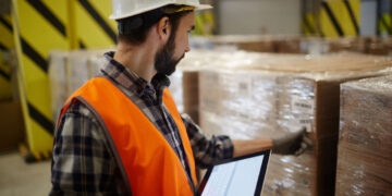 LOGÍSTICA MINERA: DE LA NECESIDAD GLOBAL A LOS DESAFÍOS LOCALES