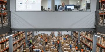 COMPRAS DE FIN DE AÑO: LOS ENVÍOS PUEDEN MULTIPLICARSE POR CINCO Y SÓLO LA LOGÍSTICA BASADA EN DATOS EVITA EL COLAPSO