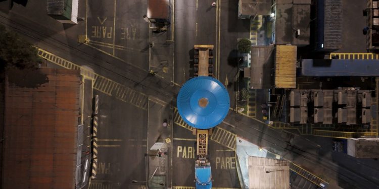 ATI REFUERZA SU LIDERAZGO LOGÍSTICO CON EXITOSA OPERACIÓN DE CARGA SOBREDIMENSIONADA