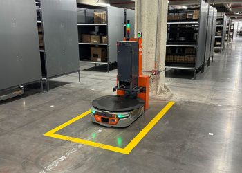 PREPARANDO EL CENTRO DE DISTRIBUCIÓN: 4 CLAVES PARA UNA EXITOSA IMPLEMENTACIÓN ROBÓTICA ESTE 2026