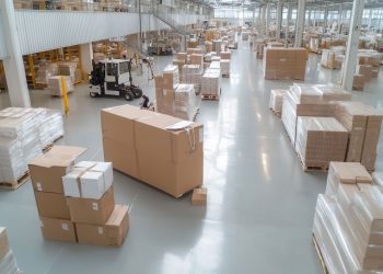 SLOTTING Y LAYOUT: LA FRICCIÓN INVISIBLE QUE EROSIONA LA PRODUCTIVIDAD