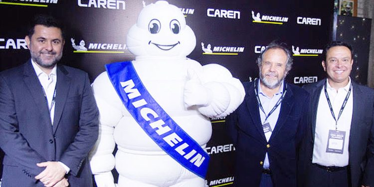 MICHELIN Y CAREN FORTALECEN SU ALIANZA EN CHILE PARA POTENCIAR EL MERCADO DE NEUMÁTICOS DE CAMIONES Y BUSES