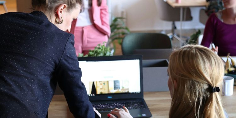 LOGÍSTICA CON ROSTRO DE MUJER, EL ENFOQUE DEL FUTURO