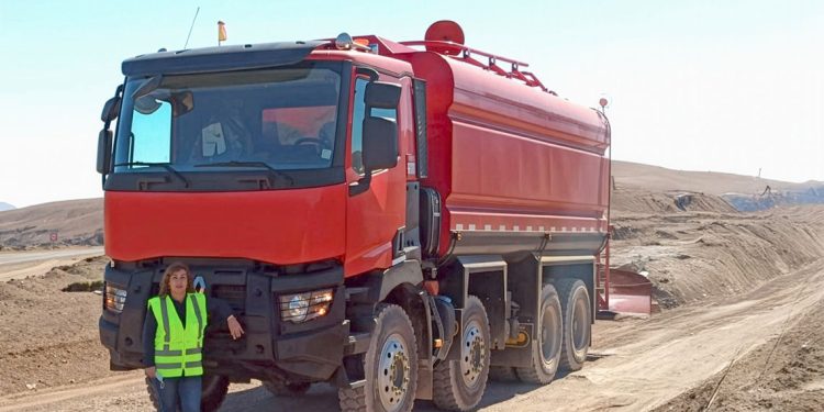 SALFA CAMIONES DESTACA HISTORIAS DE MUJERES AL VOLANTE: “EN LOS ÚLTIMOS AÑOS HEMOS VISTO UN INTERÉS CRECIENTE