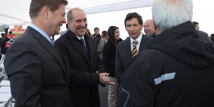 BIMINISTRO DE GRANGE DA INICIO A LA EXPERIENCIA INTERMODAL PARA MOVER CARGA ENTRE SANTIAGO Y CONCEPCIÓN