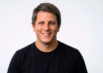 LA VENTAJA COMPETITIVA DEL ECOMMERCE YA NO ES LA IA, SINO LA EXPERIENCIA QUE LA POTENCIA