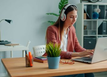 APIS Y TELETRABAJO: EL NUEVO DESAFÍO DE CIBERSEGURIDAD PARA EMPRESAS