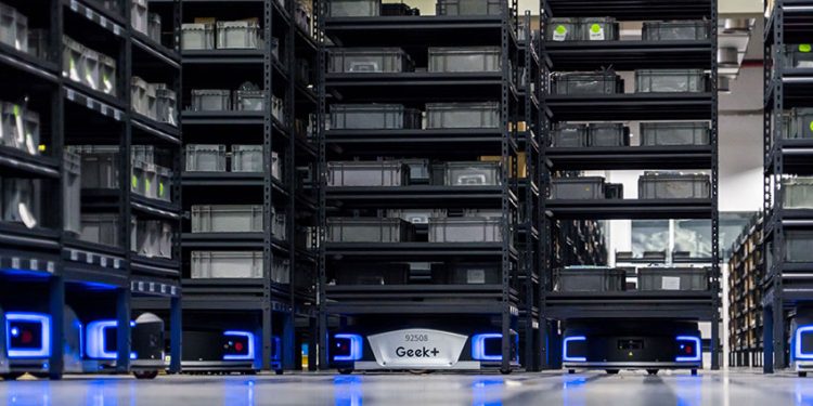 AUTOMATIZACIÓN EN DEPÓSITOS: CUANDO LA TECNOLOGÍA POTENCIA EL TALENTO HUMANO