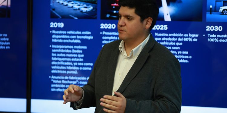 RUMBO AL 2035: EL ROL DEL LITIO CHILENO EN UNA ELECTROMOVILIDAD SOSTENIBLE
