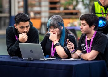 DUOC UC PREMIA A LAS MEJORES SOLUCIONES DE COMERCIO EXTERIOR Y LOGÍSTICA EN ENCUENTRO INTERSEDES 2026