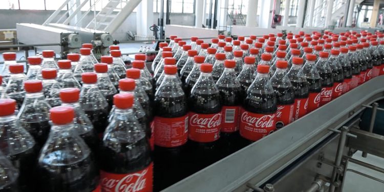 UN DÍA DENTRO DE COCA-COLA: DEL EMBOTELLADO AL PEDIDO