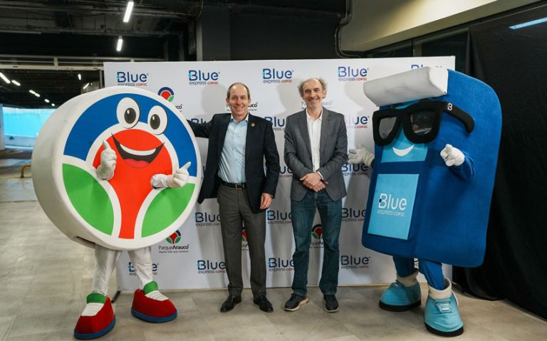 BLUE EXPRESS Y PARQUE ARAUCO PRESENTAN ALIANZA PARA INSTALAR 27 NUEVOS LOCKERS INTELIGENTES A LO LARGO DE CHILE